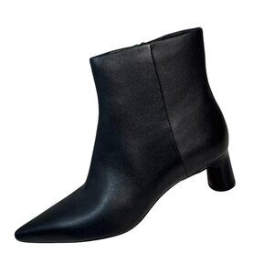 Vince Women's FITZ Ankle Boot Black Leather Low Heel size 8 NEW $395
